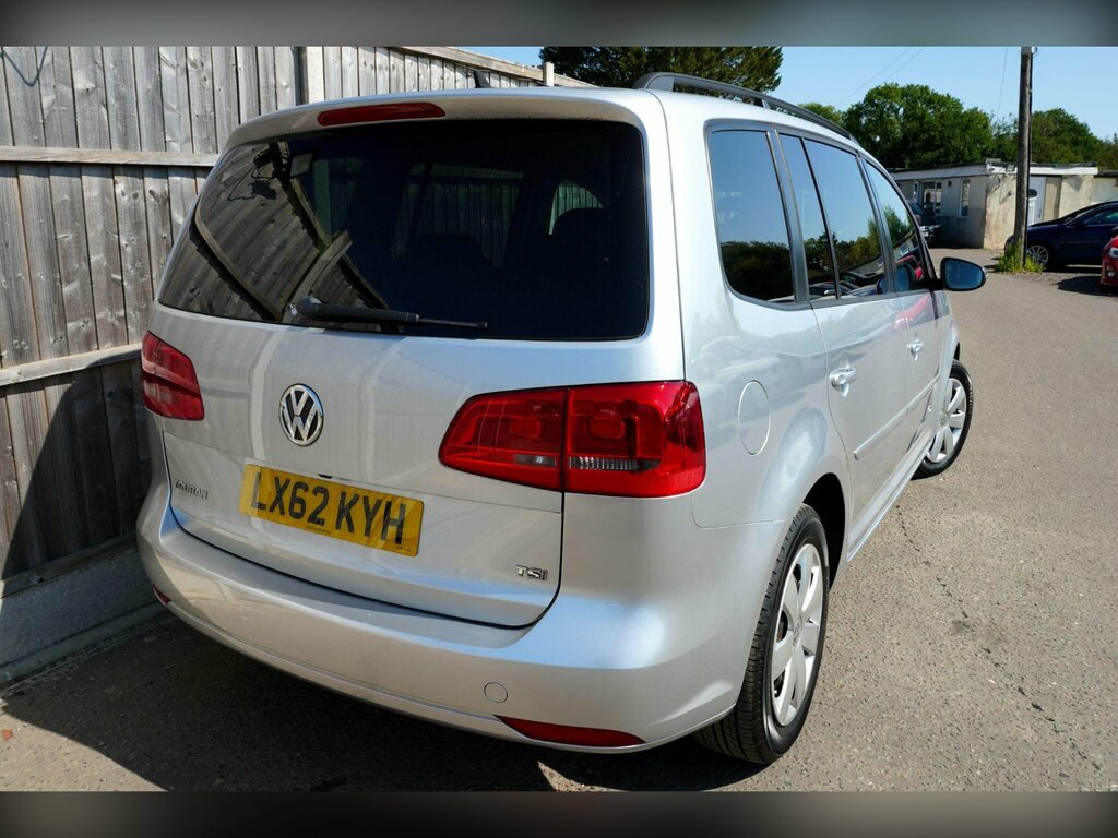 Volkswagen Touran Mpv Blue #8