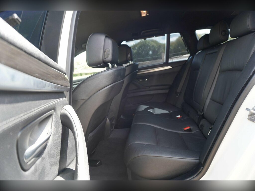 BMW 5 Series 520D M Sport #11