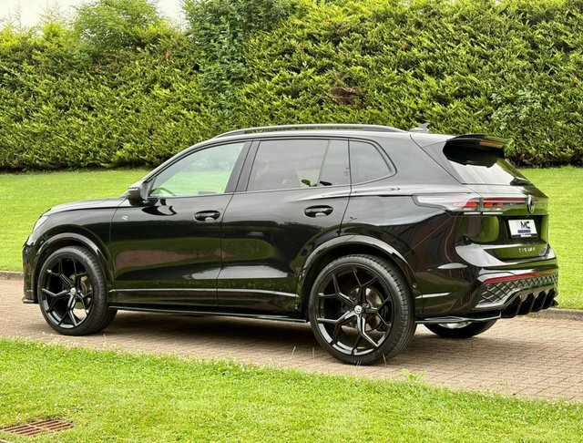 Volkswagen Tiguan 1.5 Etsi Mhev R-line BV74YCX Black #6