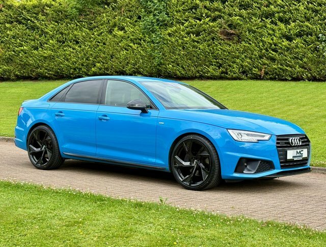 Audi A4 2.0 Tdi 40 Black Blue #5