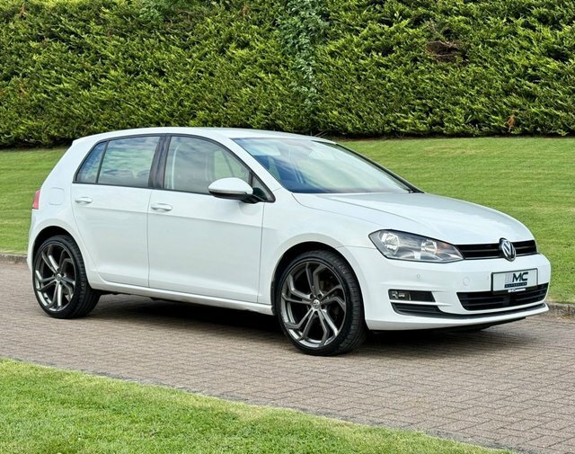 Volkswagen Golf 1.6 Tdi Bluemotion Tech White #5