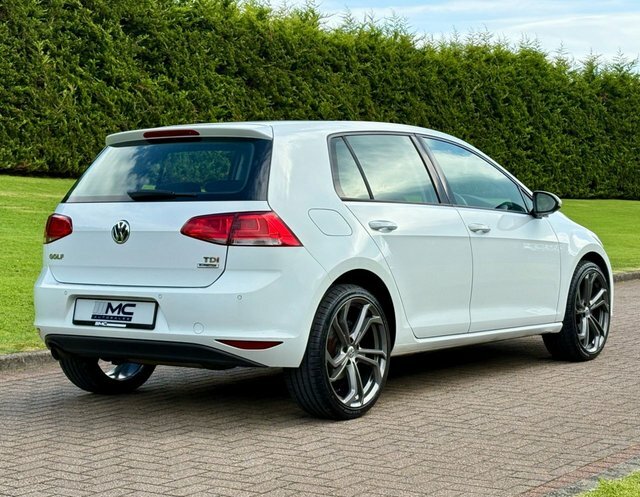 Volkswagen Golf 1.6 Tdi Bluemotion Tech White #3