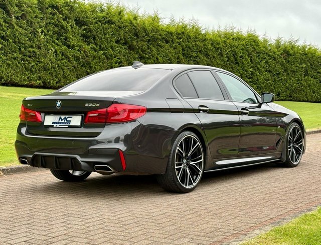 BMW 5 Series 3.0 530D M Sport Grey #3