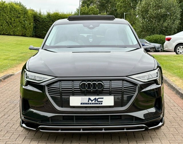 Audi E-tron 300Kw 55 Quattro 95Kwh Launch Edition Blue #9
