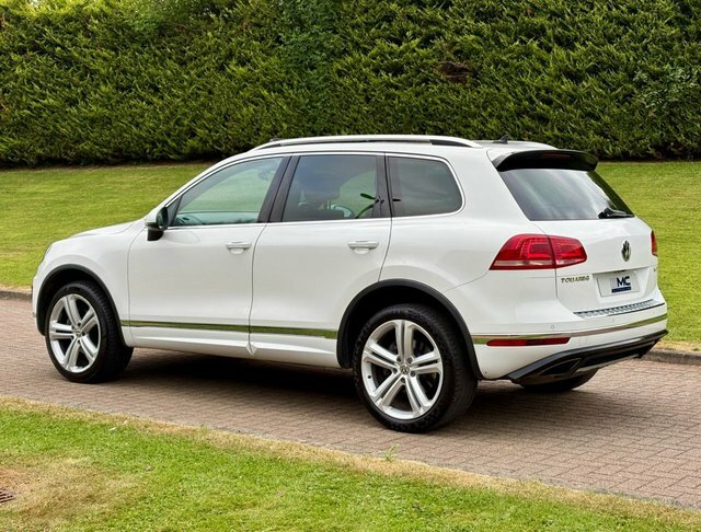 Volkswagen Touareg 3.0 Tdi V6 R-line WR67SVL White #6