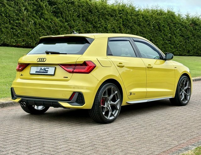 Audi A1 2.0 Tfsi 40 S CM11KKK Yellow #3