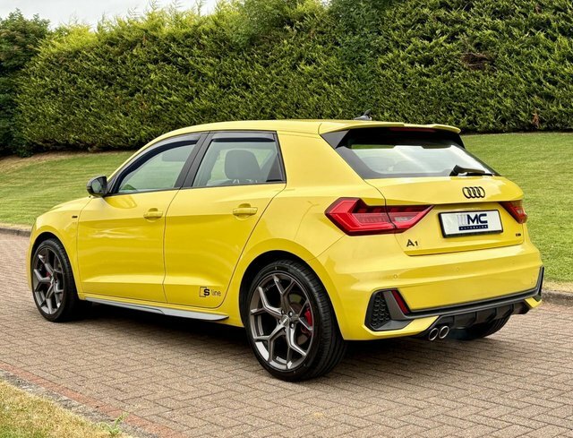 Audi A1 2.0 Tfsi 40 S CM11KKK Yellow #4