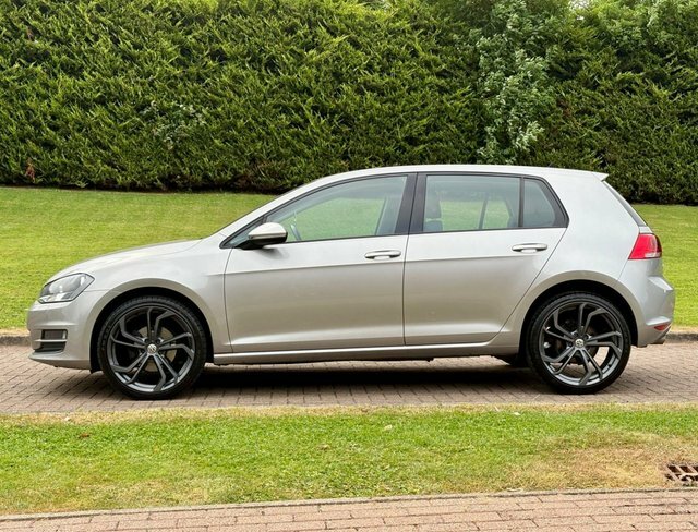 Volkswagen Golf Golf R Dsg White #8