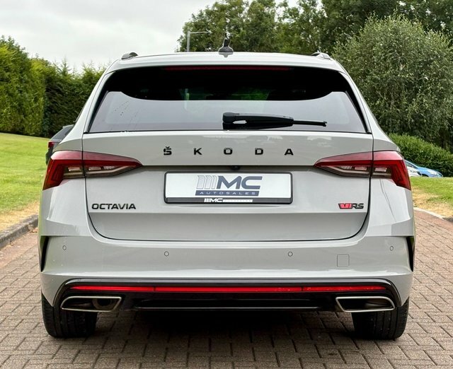 Skoda Octavia 1.5 Tsi Se Technology Silver #9