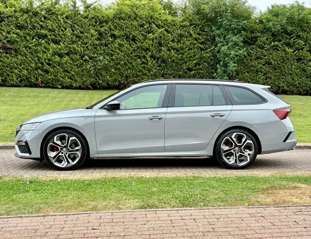 Skoda Octavia 1.5 Tsi Se Technology Silver #8
