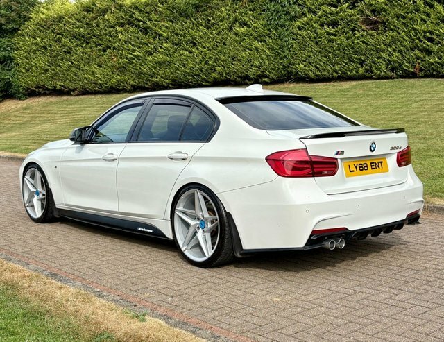 BMW 3 Series 2.0 320D M Sport White #4