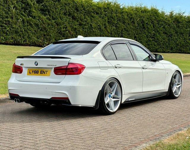 BMW 3 Series 2.0 320D M Sport White #3