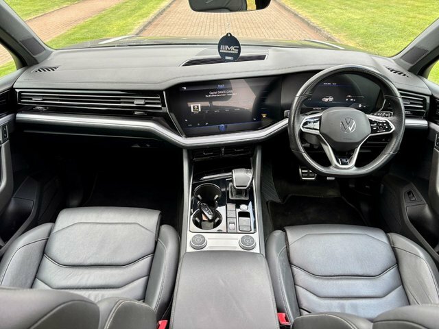 Volkswagen Touareg Black Edition Blue #13
