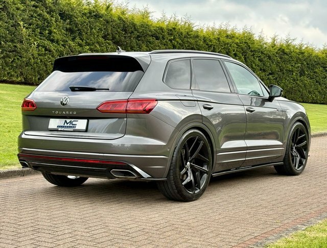 Volkswagen Touareg 3.0 Tdi V6 Black Grey #3