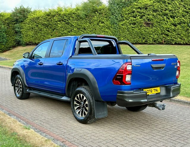Toyota HILUX 2.8 D-4d Gr Sport Blue #4
