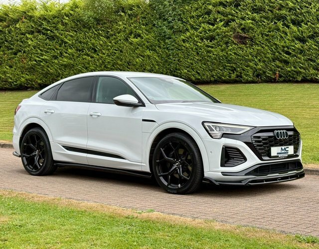 Audi Q8 e tron 55 S Line Sportback White #5