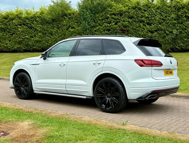 Volkswagen Touareg 3.0 Tdi V6 R-line White #6