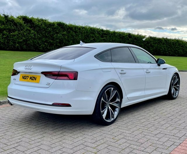 Audi A5 2.0 Tdi Ultra Se White #4