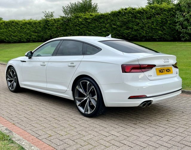 Audi A5 2.0 Tdi Ultra Se White #3