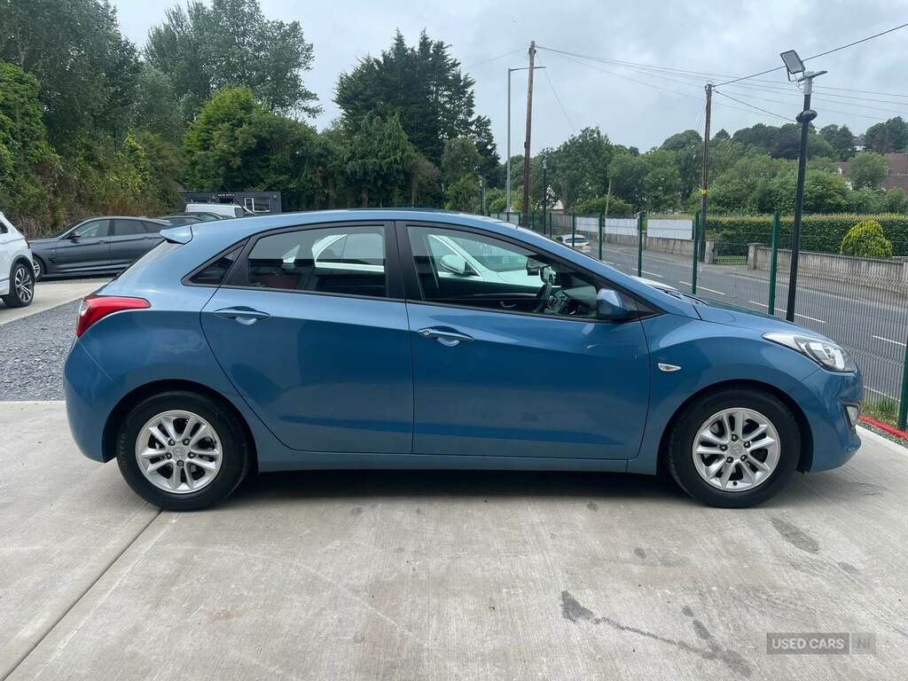 Hyundai I30 1.6 Crdi Blue Drive Active Blue #6