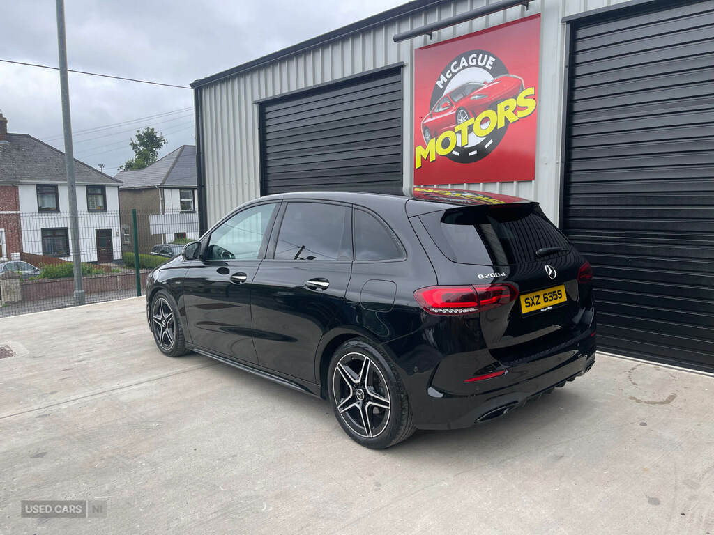 Mercedes-Benz B Class B200d Amg Line Premium Edition Black #5