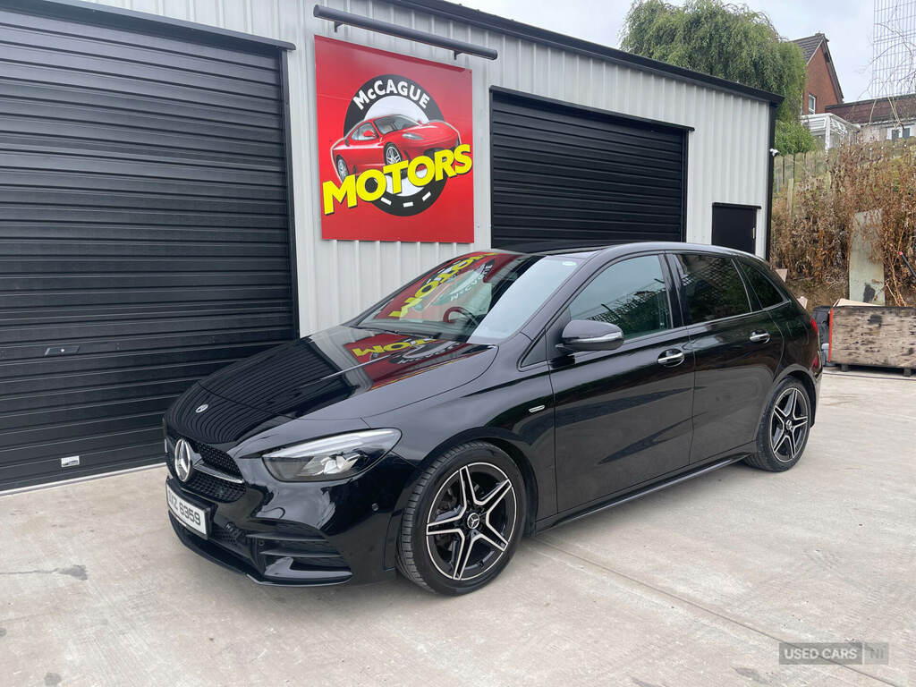 Mercedes-Benz B Class B200d Amg Line Premium Edition Black