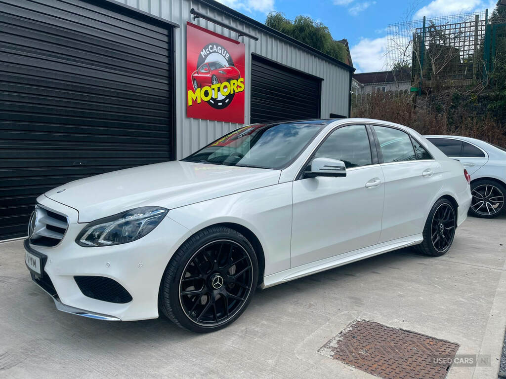 Mercedes-Benz E Class E350 Bluetec Amg Sport 7G-tronic White