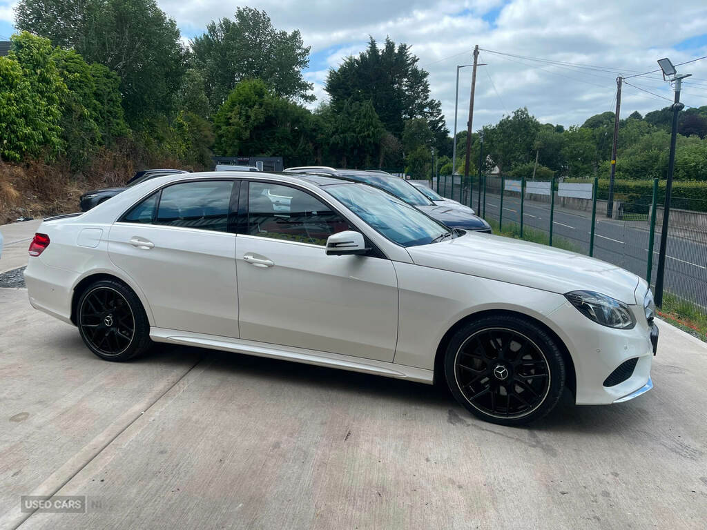 Mercedes-Benz E Class E350 Bluetec Amg Sport 7G-tronic White #4