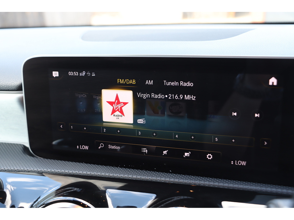 Mercedes-Benz A Class A200 Amg Line KW68VNK Black #5