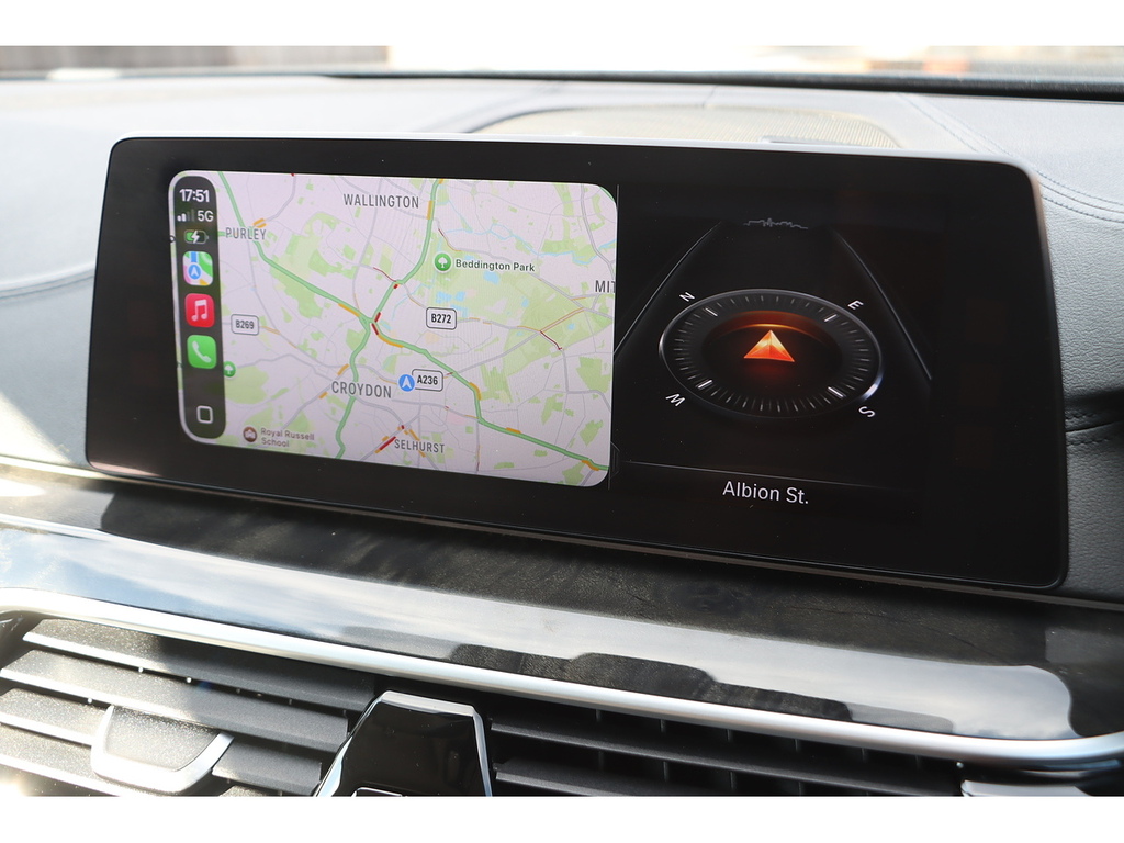 BMW 5 Series 530I Se PX67LKP Blue #4