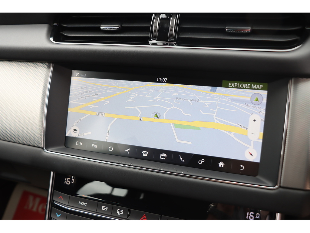 Jaguar XF I Portfolio KY19ECT Black #2