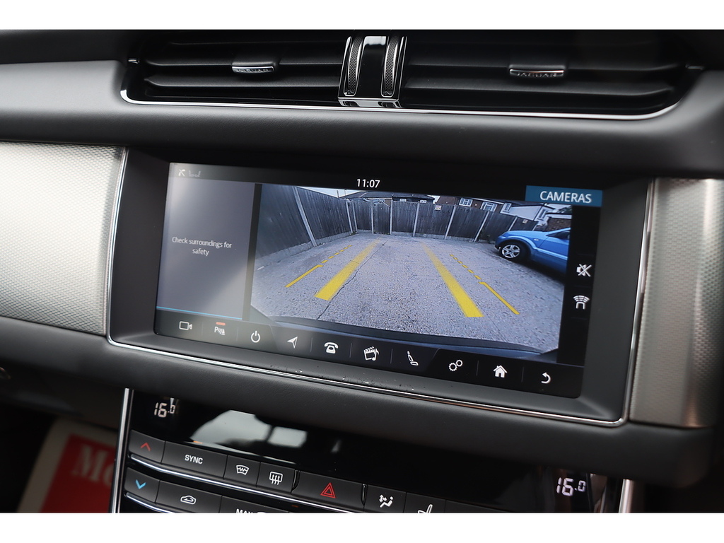 Jaguar XF I Portfolio KY19ECT Black #3