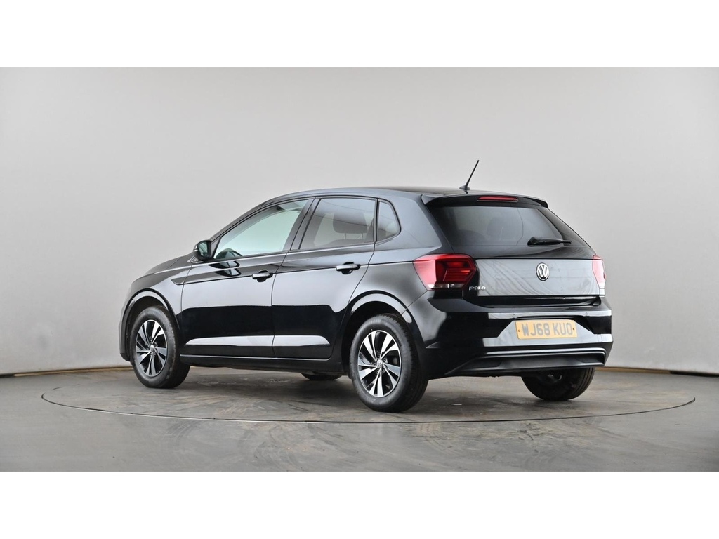 Volkswagen Polo Tsi Se Black #4