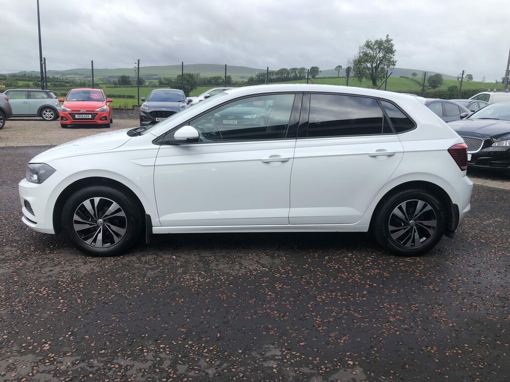 Volkswagen Polo 1.0 Tsi 95 Match White #4