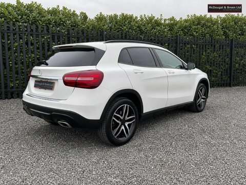 Mercedes-Benz GLA Class 1.6 Gla180 Urban NU69CHO White #5