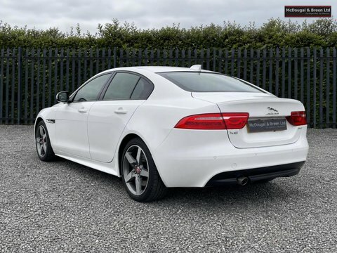 Jaguar XE 2.0I Gpf R-sport MT19SNK White #3