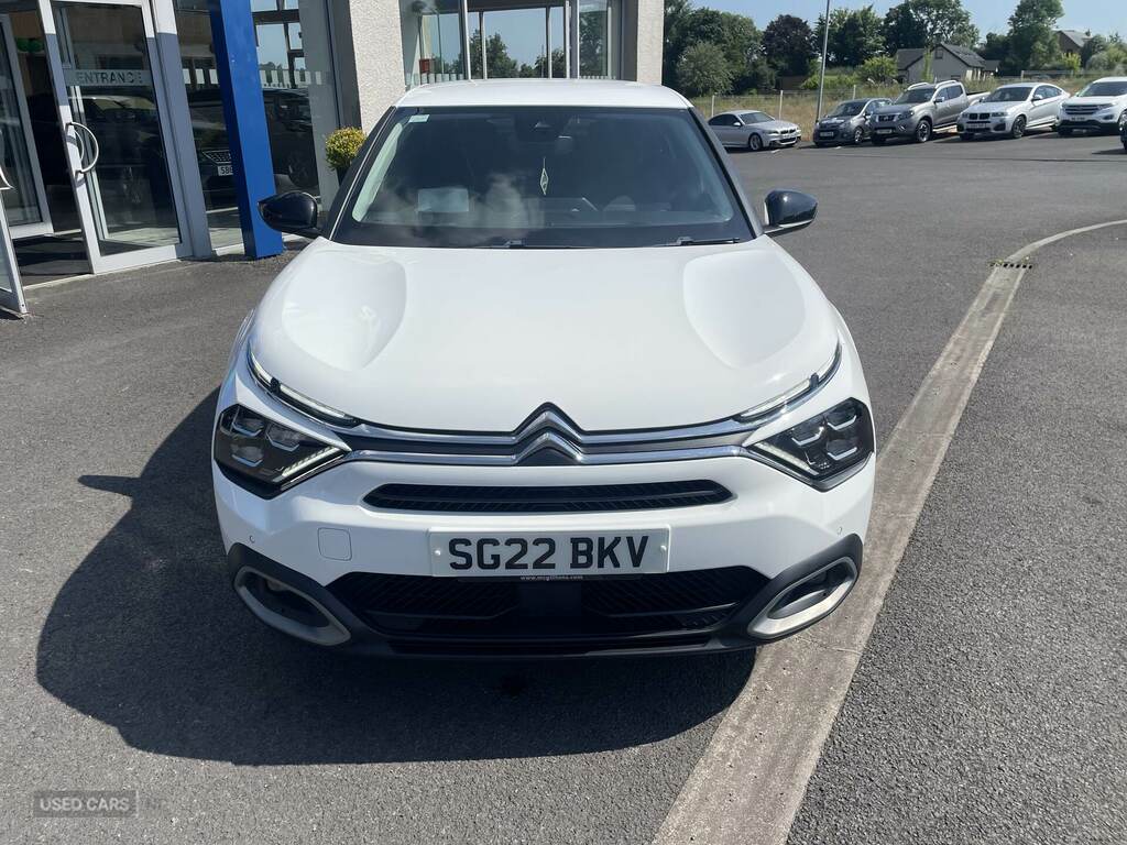 Citroen C4 1.5 Bluehdi Shine White #3