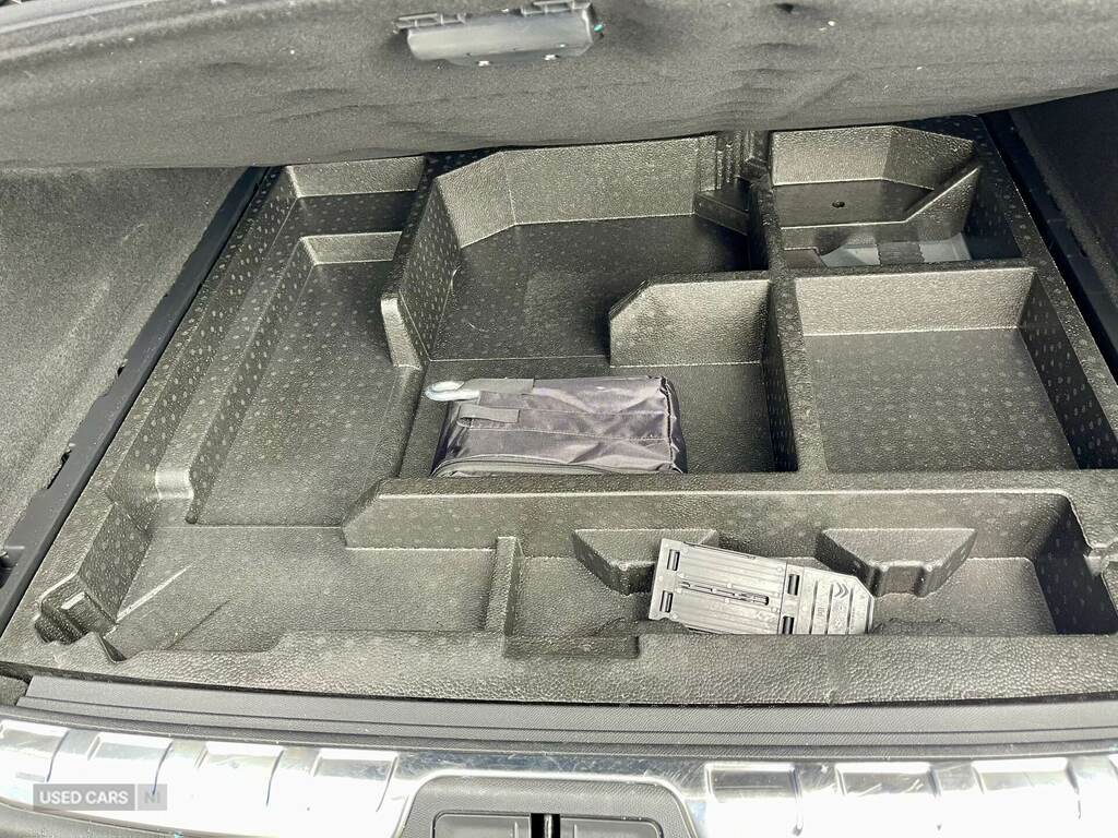 Citroen C5 X 1.2 Puretech 130 Shine Plus Eat8 Black #6