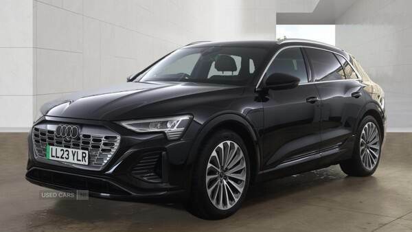 Audi Q8 e tron 250Kw 50 Quattro 95Kwh S Line Black #2
