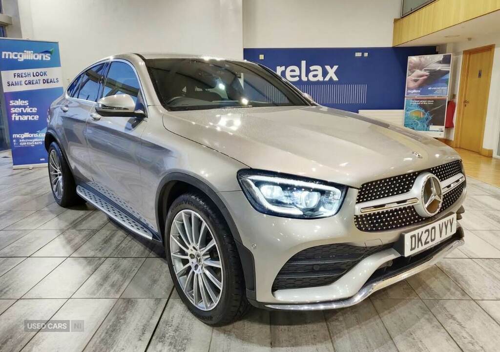 Mercedes-Benz GLC Class Glc 300D 4Matic Amg Line Premium 9G-tronic Silver #4