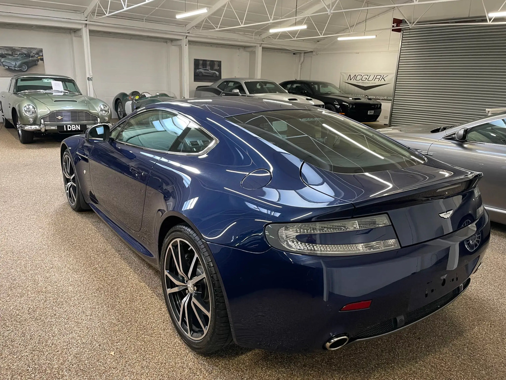 Aston Martin Vantage Vantage Coupe  #4