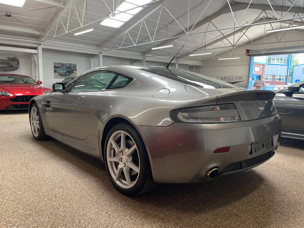 Aston Martin Vantage Vantage #3