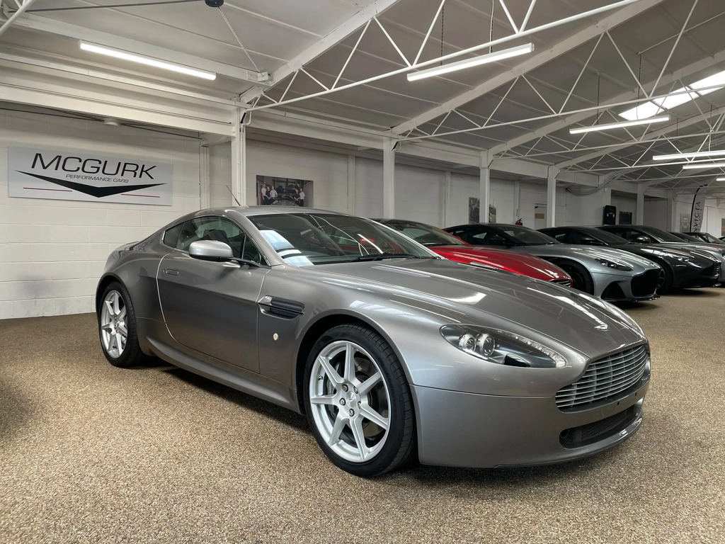 Aston Martin Vantage Vantage #2