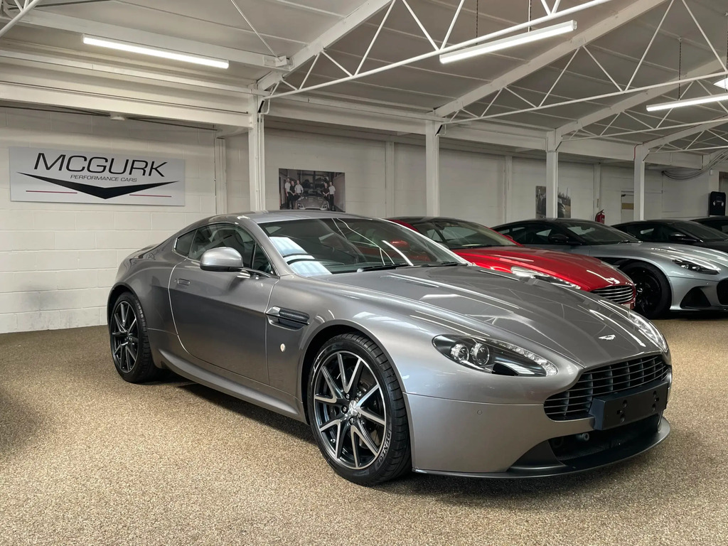 Aston Martin Vantage 4.7 V8 Coupe  #2