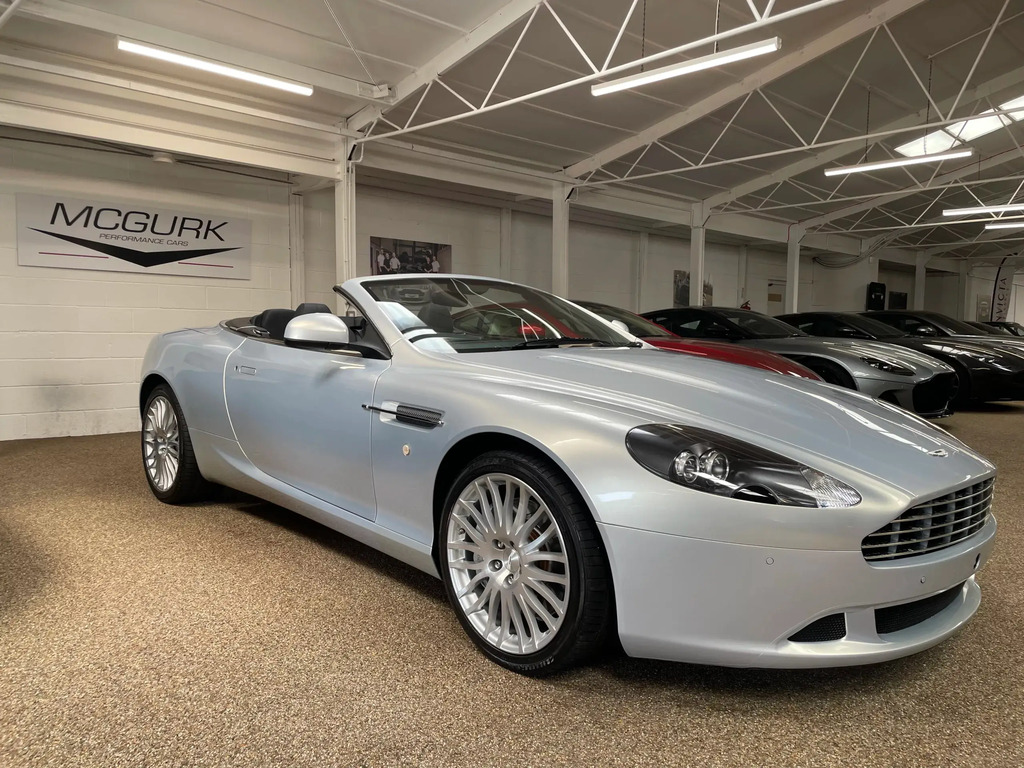 Aston Martin DB9 Volante #2