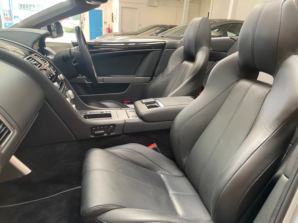 Aston Martin DB9 Classvariant Black #13