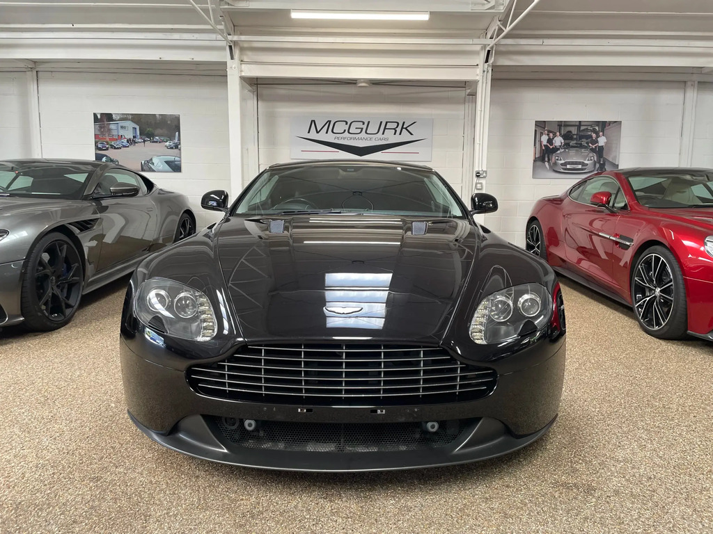 Aston Martin Vantage Vantage #5
