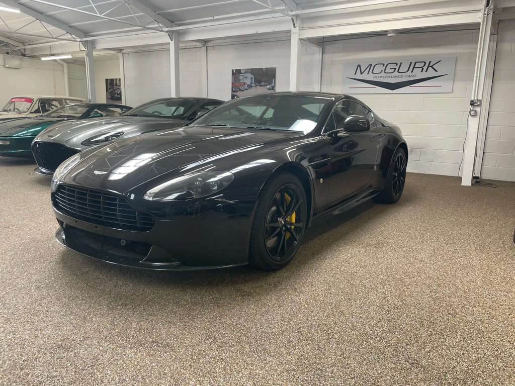 Aston Martin Vantage Vantage S