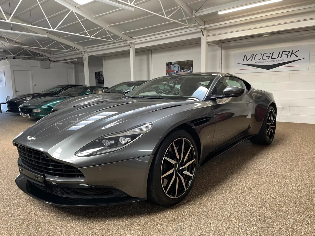Aston Martin DB11 V12 Coupe 