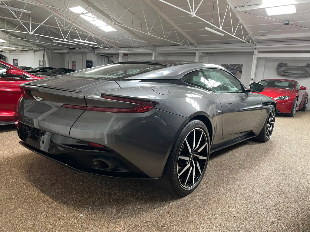 Aston Martin DB11 V12 Coupe  #3